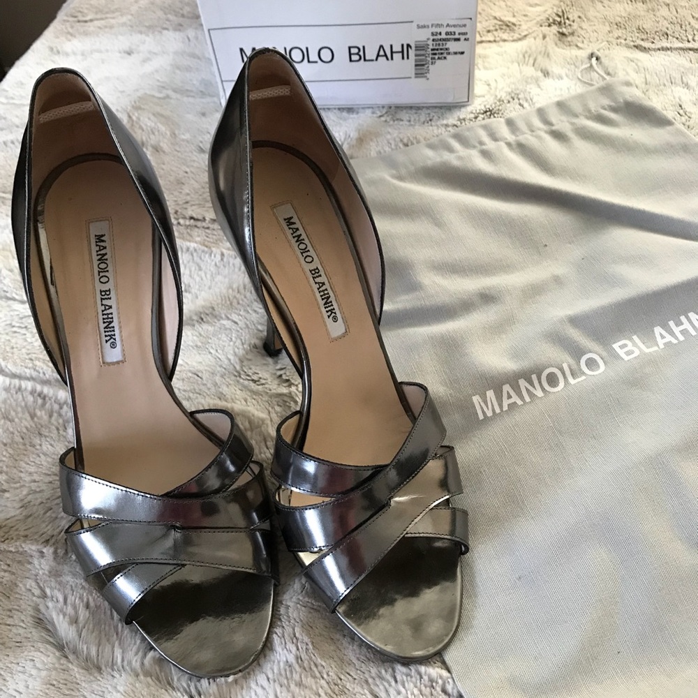MANOLO BLAHNIK